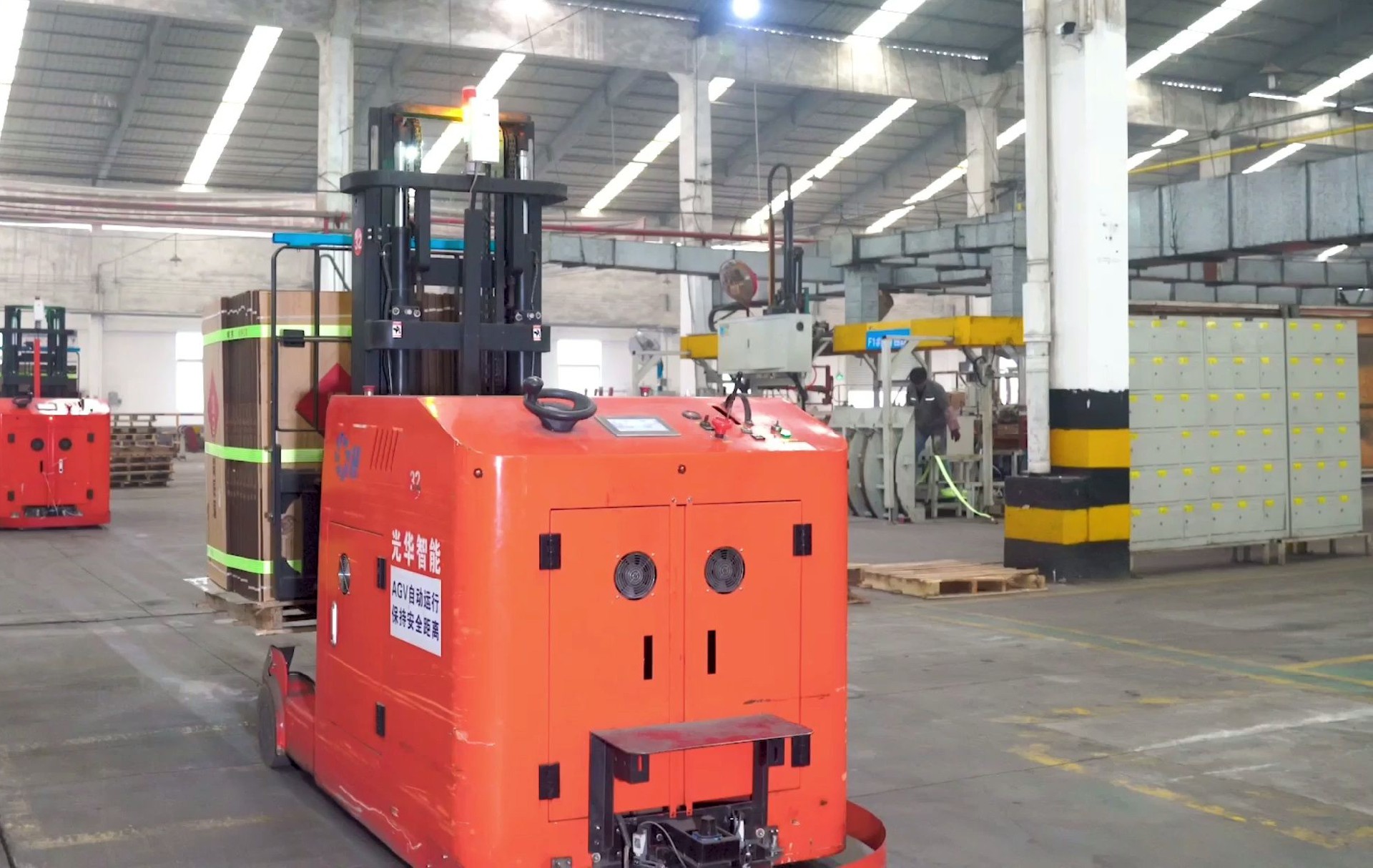 光華智能AGV:陶瓷行業智能化轉型的搬運革新者